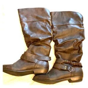 Slouchy brown calf boots